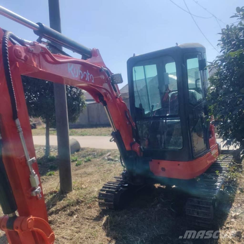 Kubota U 35 Bageri guseničari