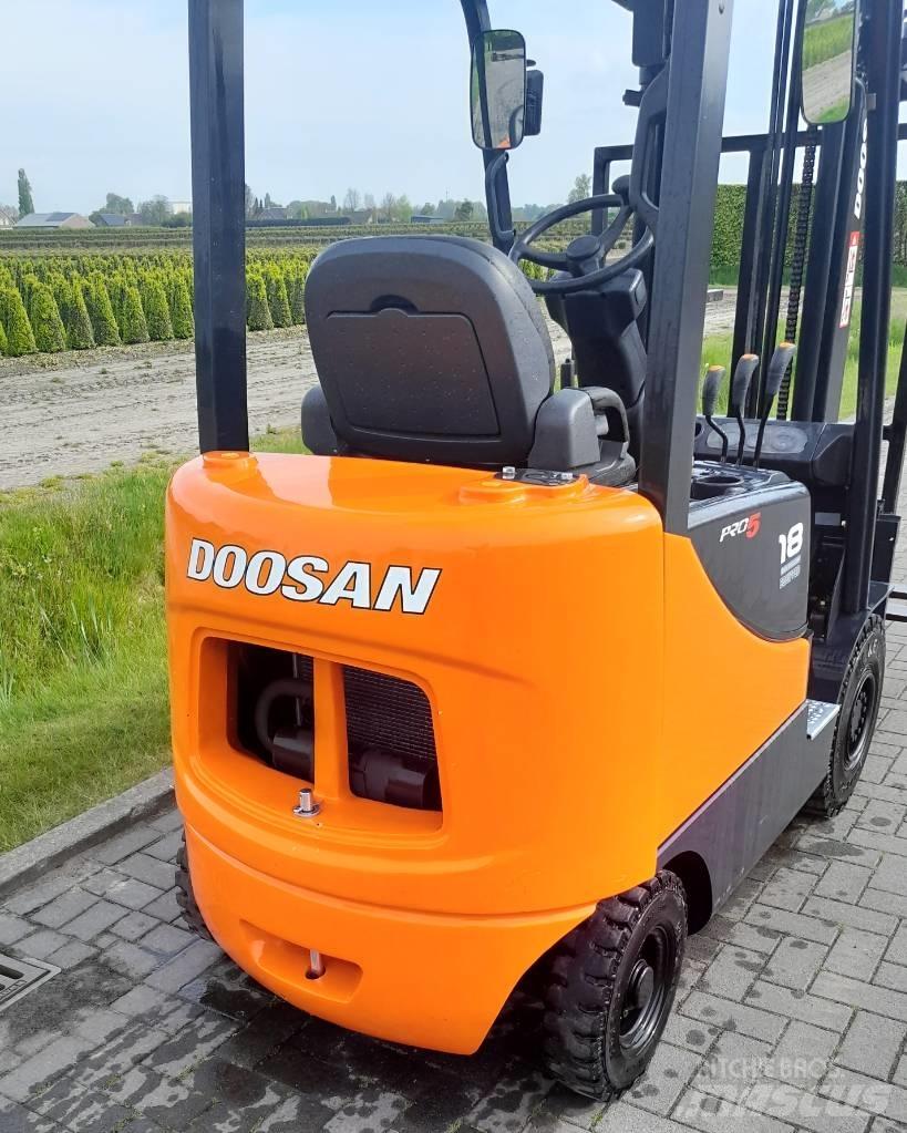 Doosan D18S PRO5 Dizelski viljuškari