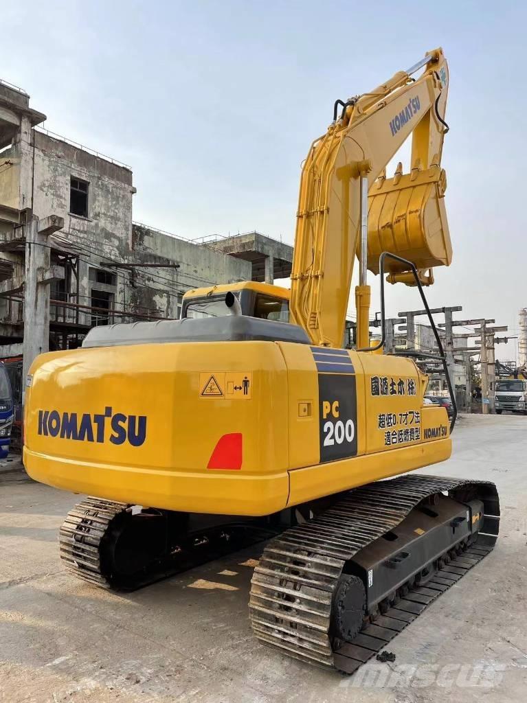Komatsu PC 200-7 Bageri guseničari