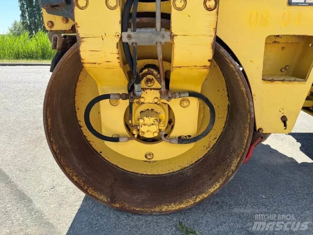 Bomag BW135AD Valjci sa duplim bubnjem