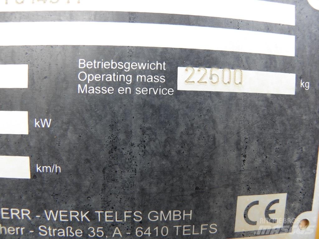 Liebherr PR 736 L GP Buldožeri guseničari