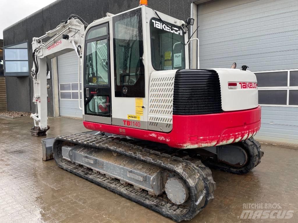 Takeuchi TB1140 Bageri guseničari