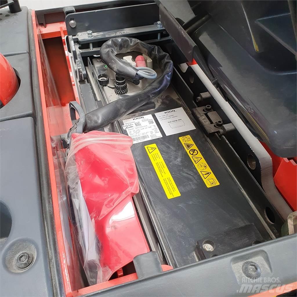 Linde D12AP Ručni električni viljuškar