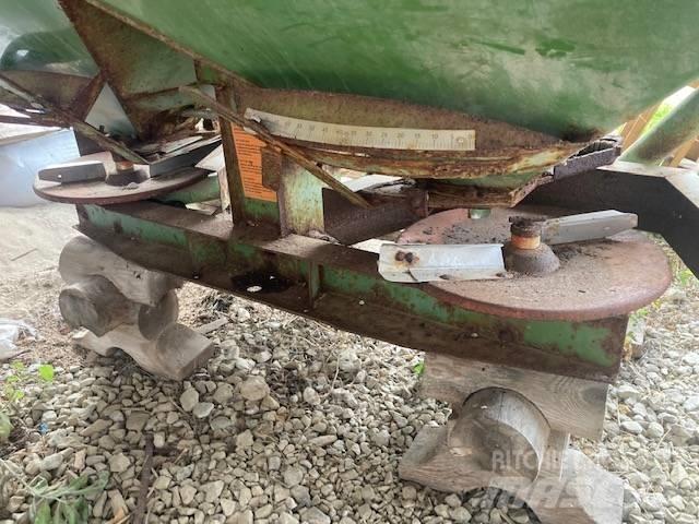 Amazone ZA-U 1500 Rasturači mineralnog đubriva