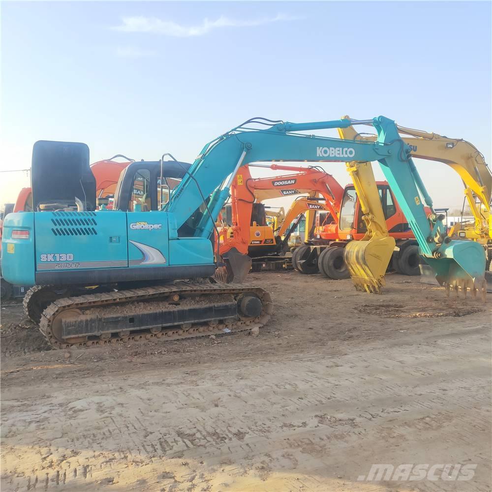 Kobelco SK130 Bageri guseničari