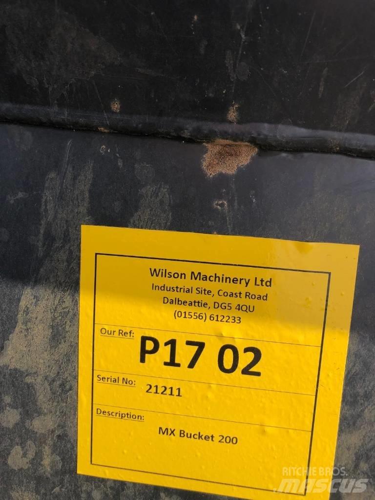 MX 200 Bucket Oprema za prednji utovarivač