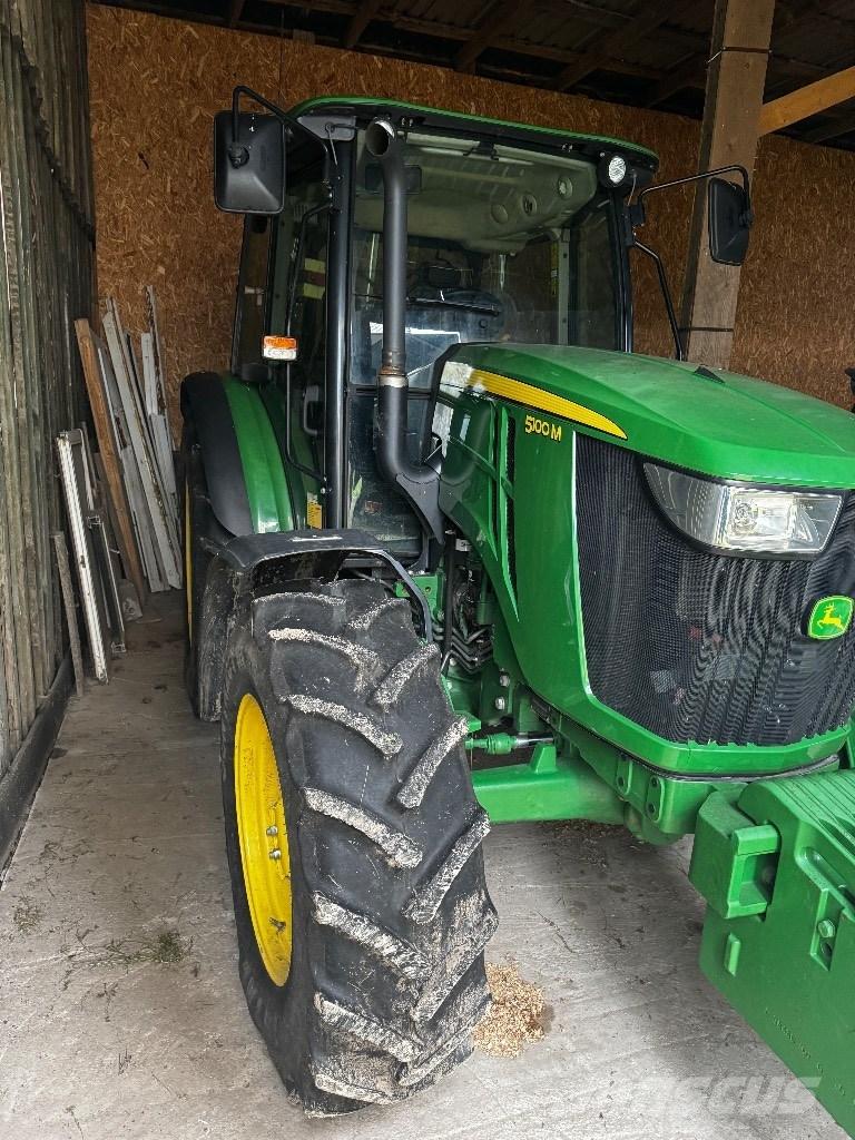 John Deere 5100 M Traktori