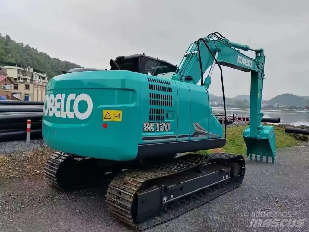Kobelco SK130-11 Midi bageri 7t – 12t