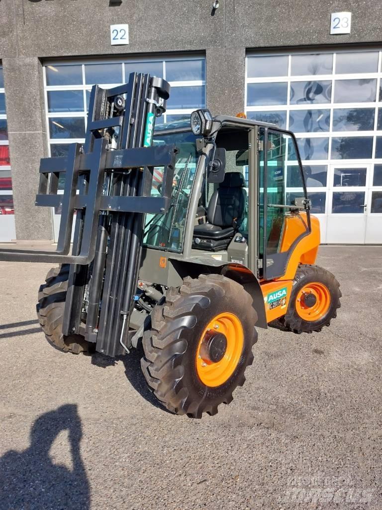 Ausa C 251 H x4 Vanterenski viljuškar