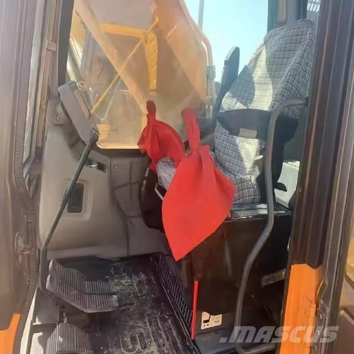 Sany SY 235 Bageri guseničari