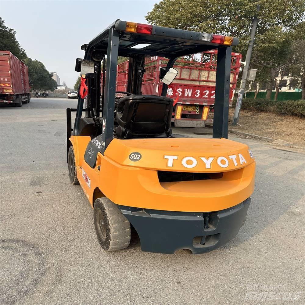 Toyota 62-7 FD N 30 Dizelski viljuškari