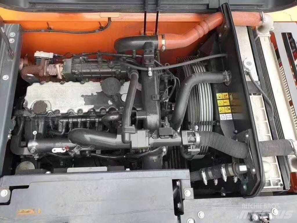 Doosan DX 225 LC Bageri guseničari