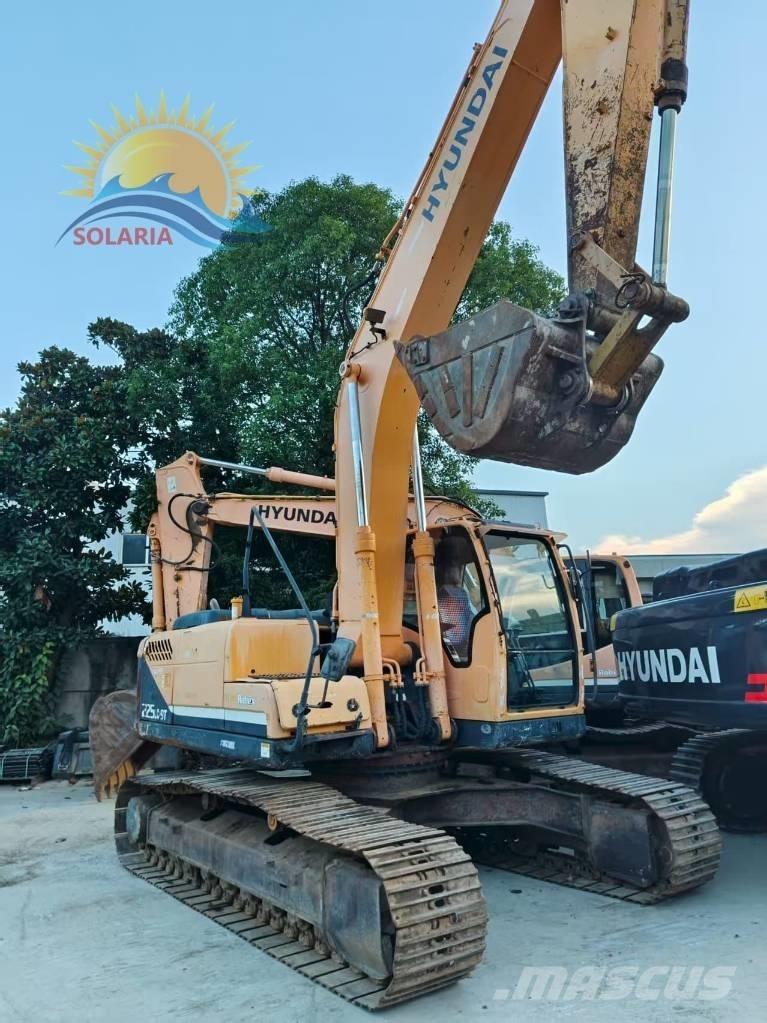 Hyundai R225LC-9 Bageri guseničari