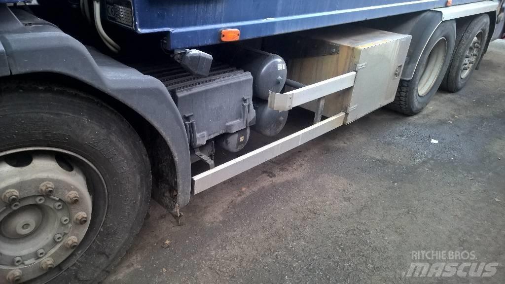 Scania P340 P 6x2 Kamioni-šasije