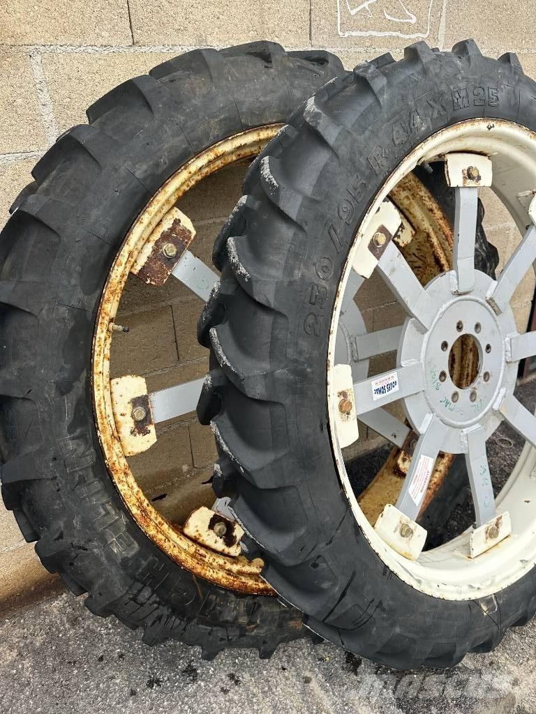 Michelin 230/95R48 Gume, točkovi i felne