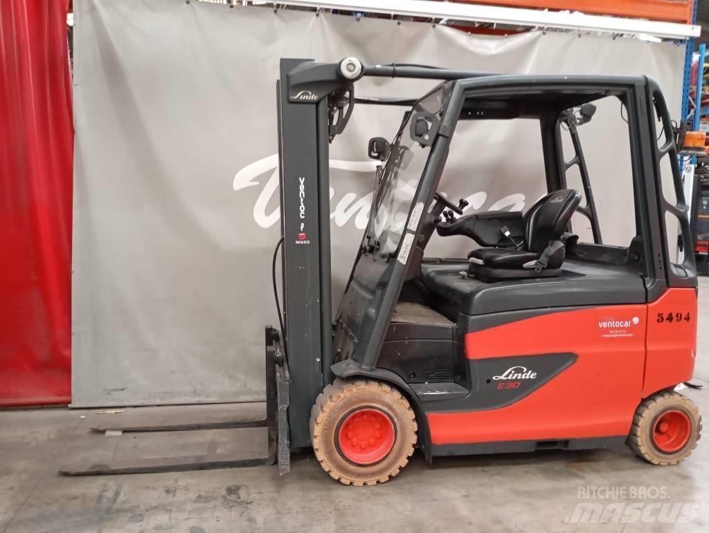 Linde E 30 Električni viljuškari