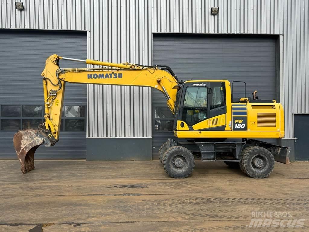 Komatsu PW180-11 Bageri točkaši