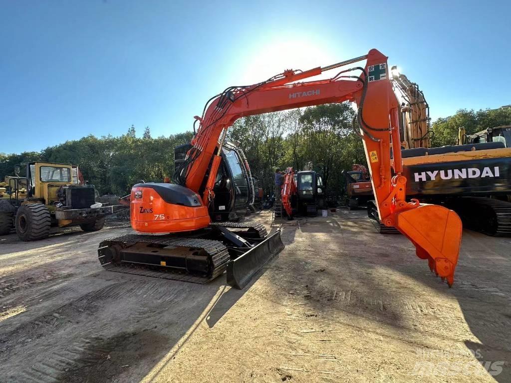 Hitachi ZX 75 Bageri guseničari
