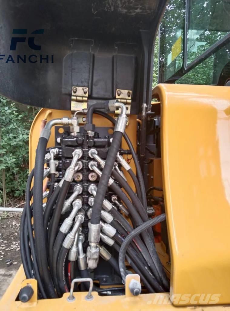 XCMG XE 60 DA Bageri guseničari