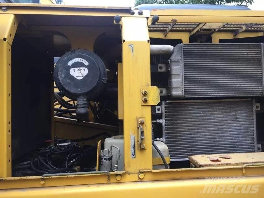 Komatsu PC 200-7 Bageri guseničari