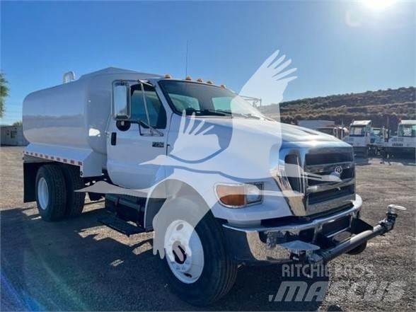 Ford F750 Kamioni cisterne