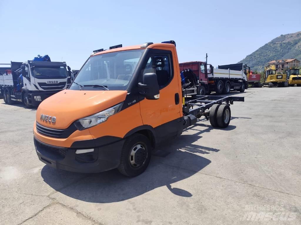 Iveco Daily 35-140 Kamioni sa kranom