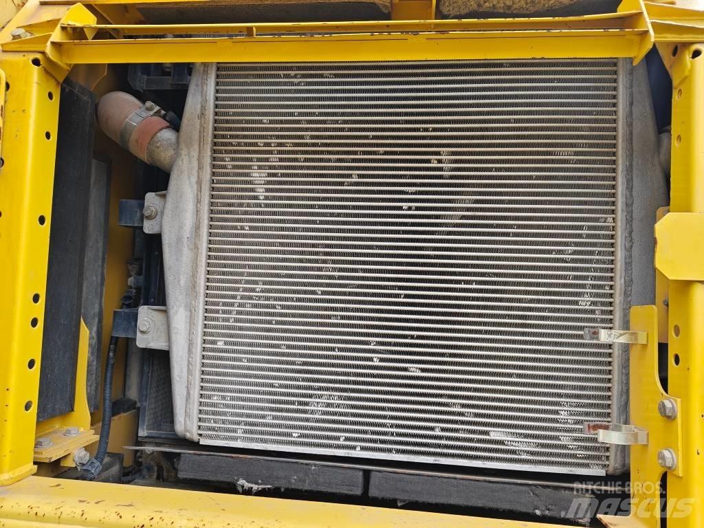 Komatsu PC 450-8 Bageri guseničari