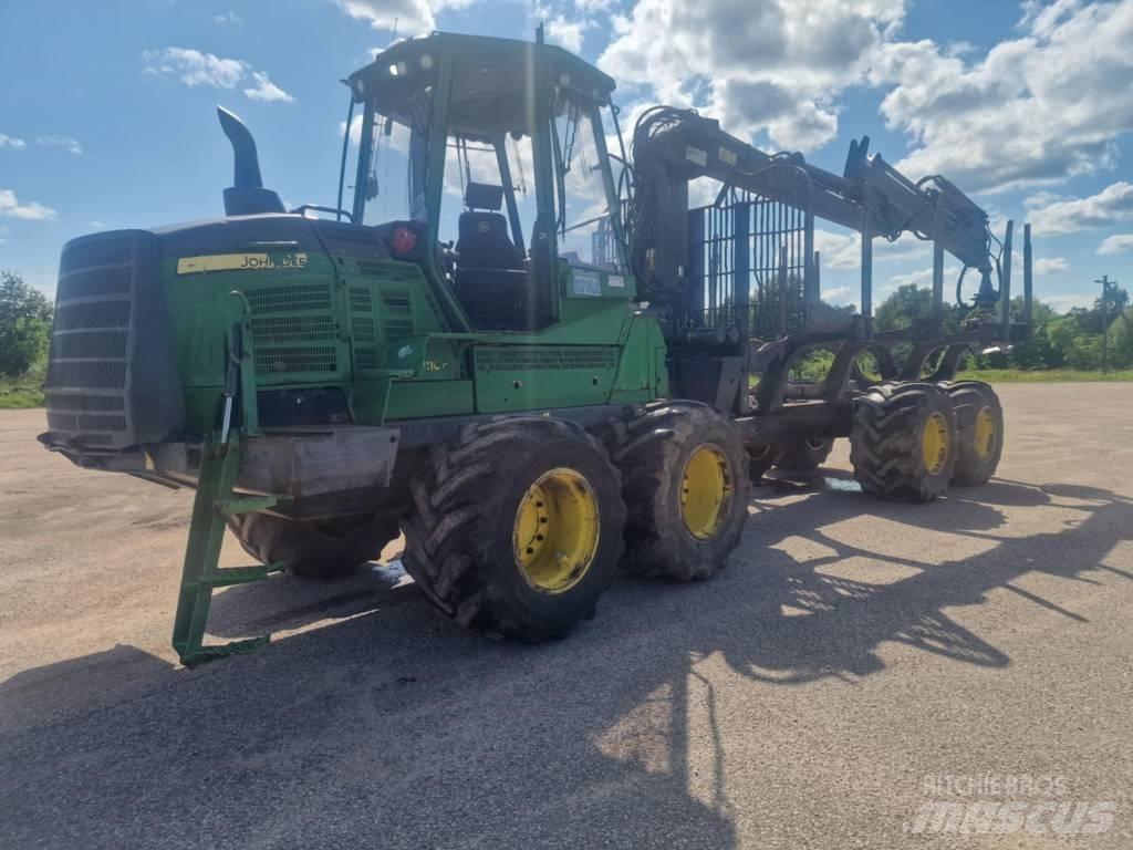 John Deere 1110G Forvarderi