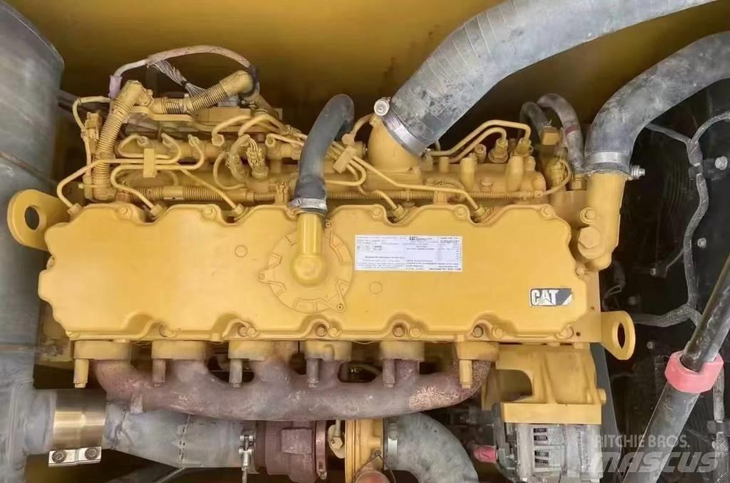 CAT 320 D Bageri guseničari