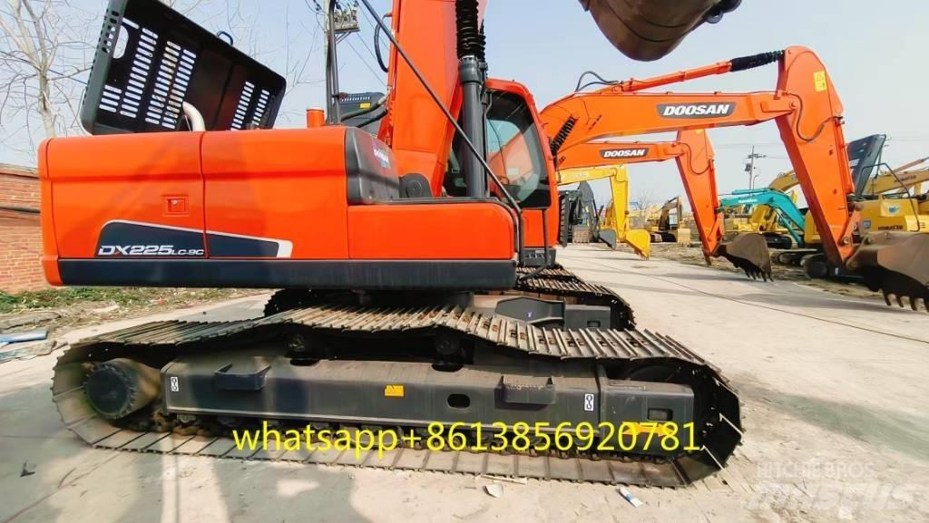 Doosan DX 225 Bageri guseničari