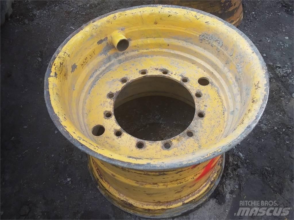 Rottne H20 24x30,5 Gume, točkovi i felne