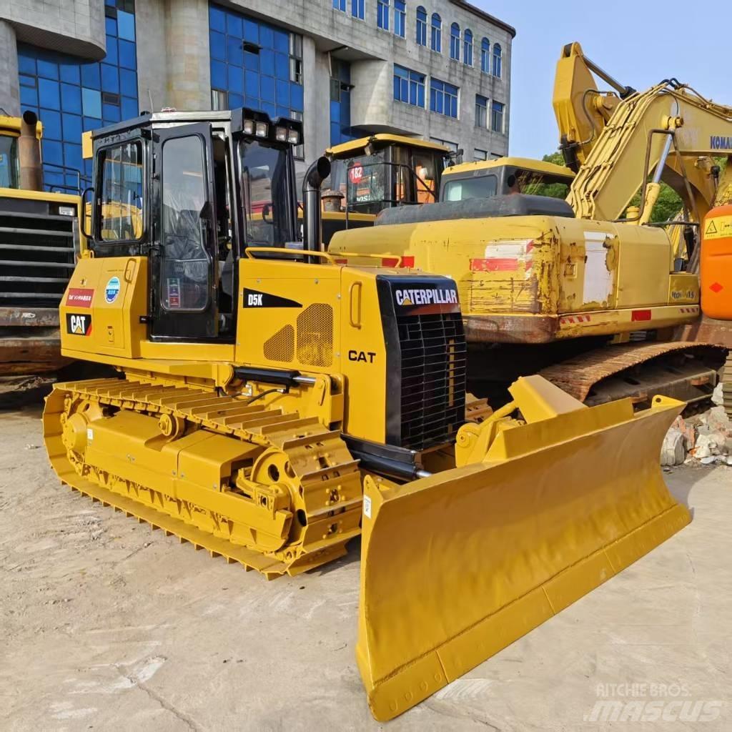 CAT D 5 K Buldožeri guseničari