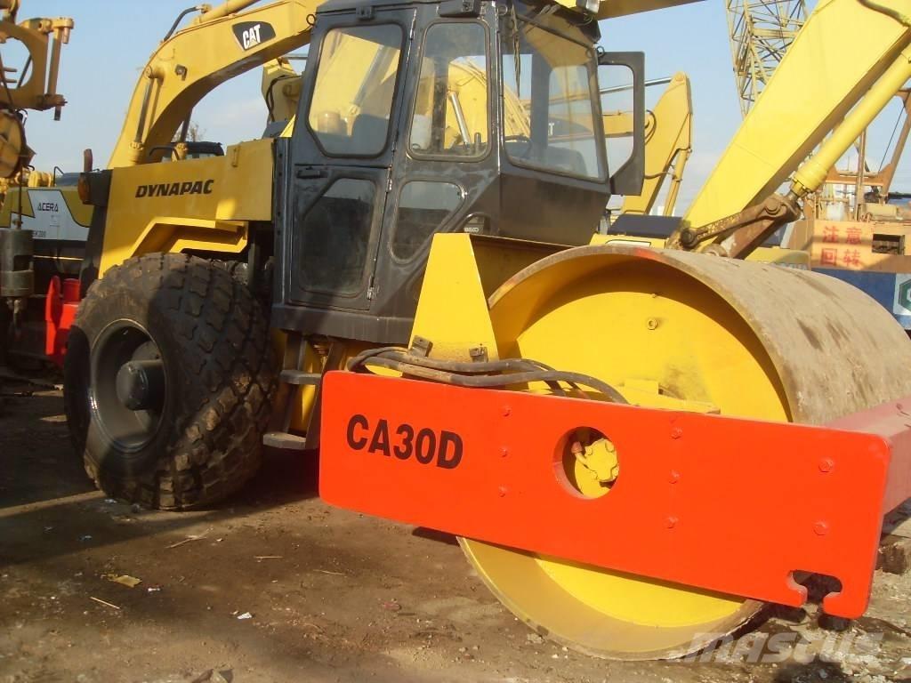 Dynapac CA 30 D Valjci sa jednim bubnjem