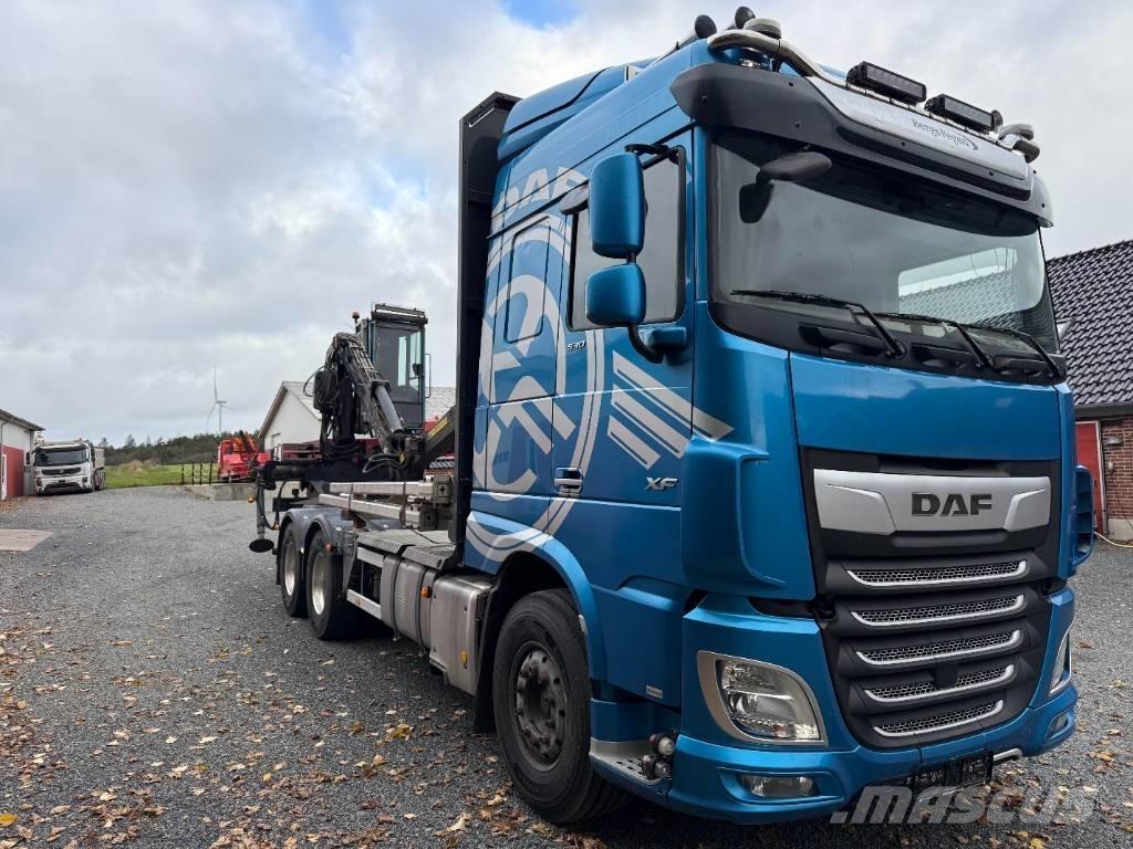 DAF XF 530 6x4 Kamioni za prevoz šumarskih mašina