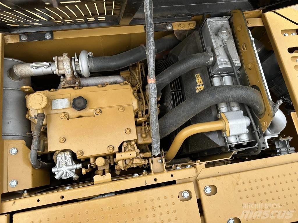 CAT 312D2GC Bageri guseničari