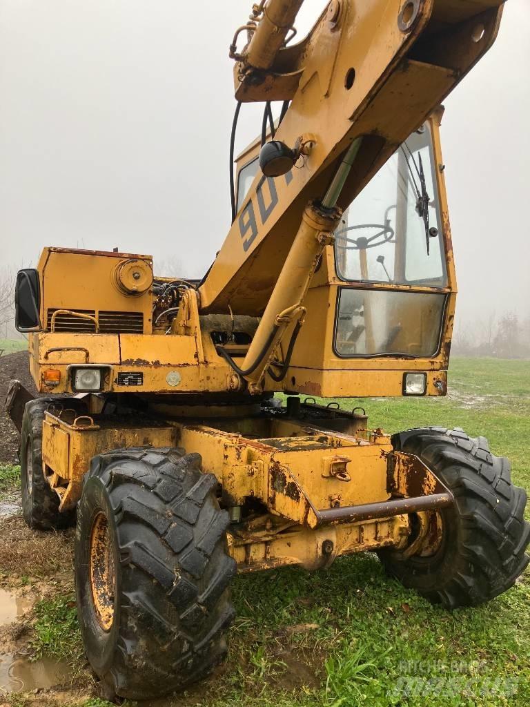 Liebherr A 901 C Bageri točkaši