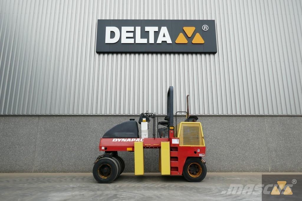 Dynapac CP142 Gumeni valjci na točkovima