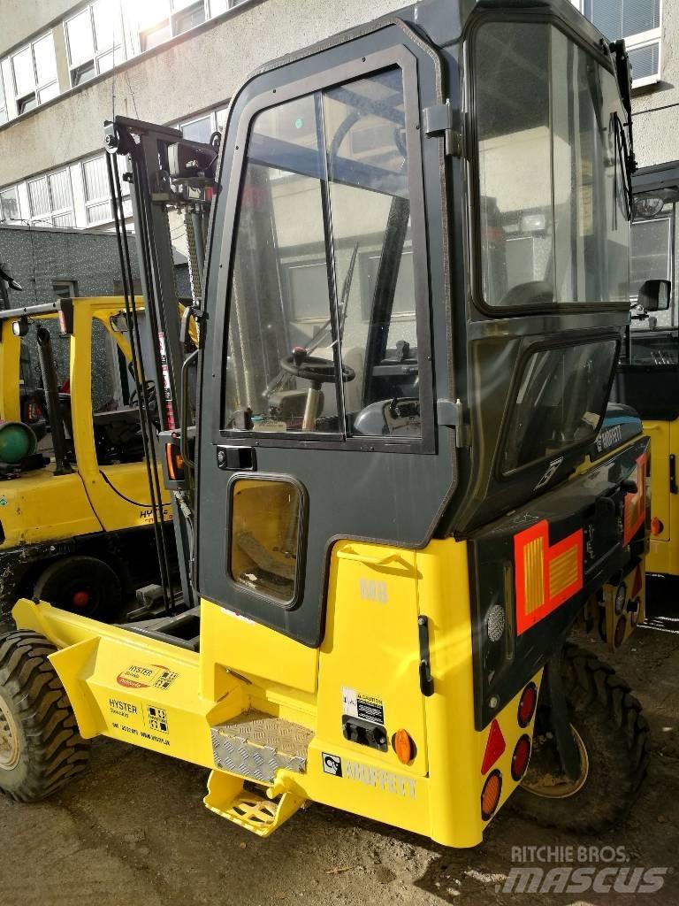 Moffett M8 35.3 Vanterenski viljuškar