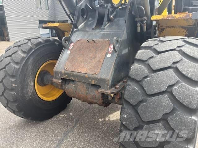 Komatsu WA 320 PZ-6 Utovarivači na točkove