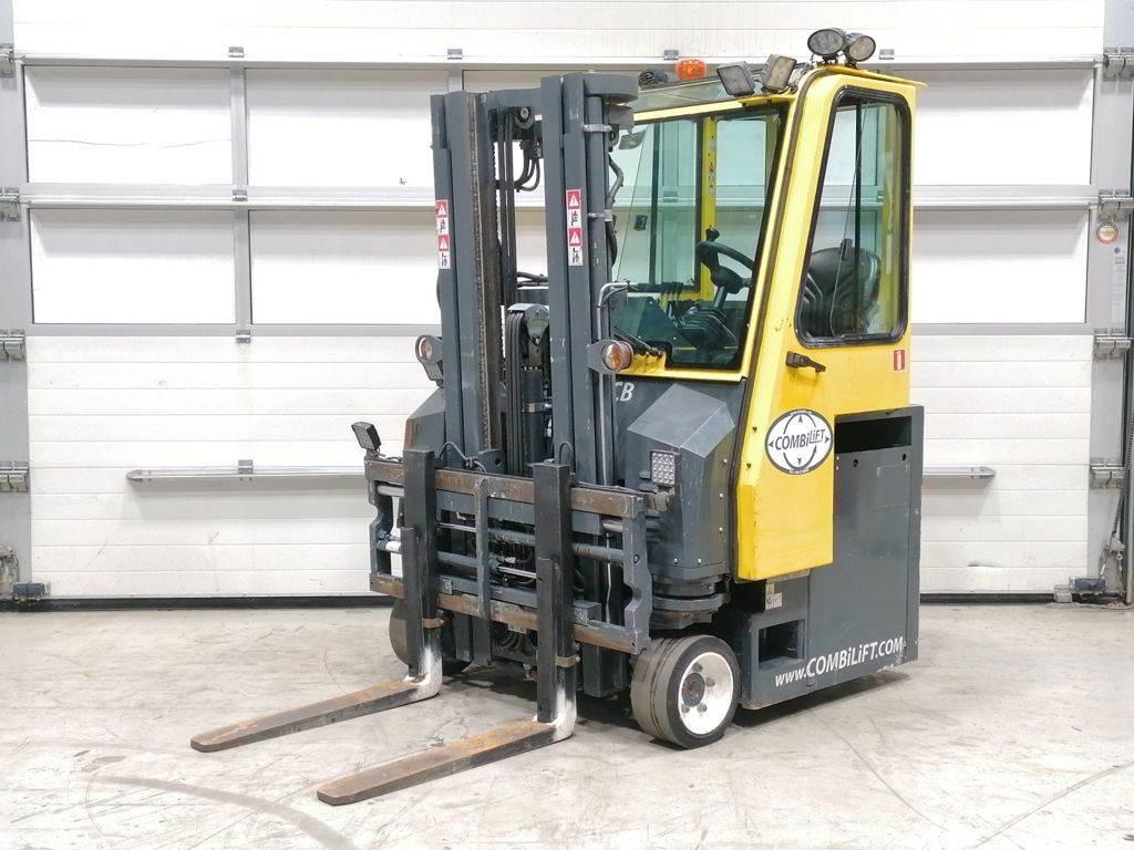 Combilift CBE2500 Bočni viljuškari