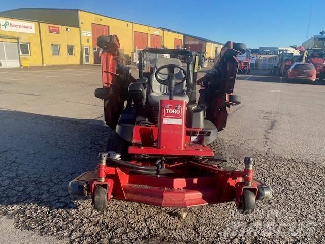 Toro 4000 Traktorske kosilice