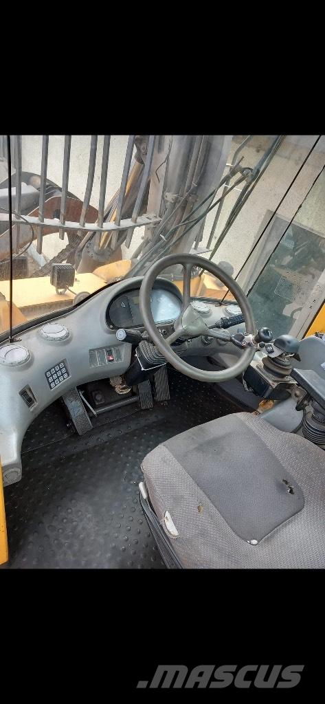 Volvo L 180 E Utovarivači na točkove