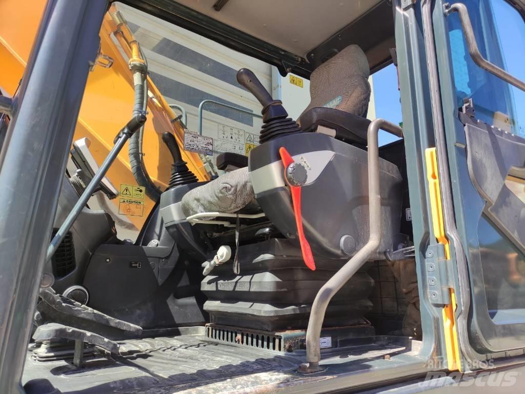 Hyundai HX 220 Bageri guseničari