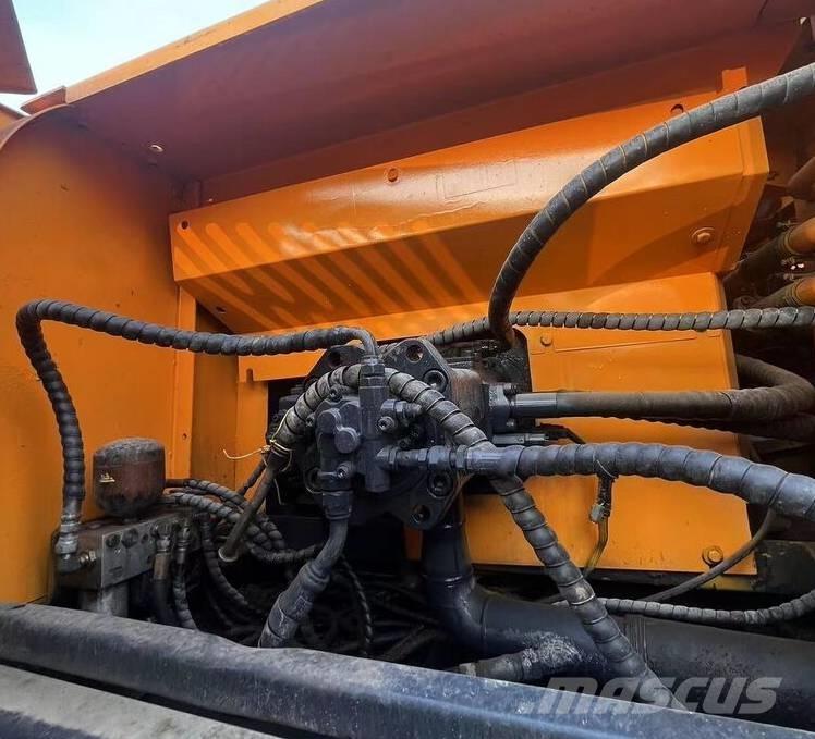 Hyundai R330LC-9T Bageri guseničari