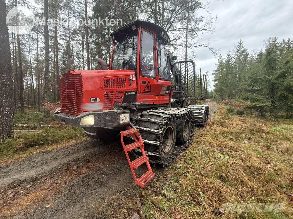 Komatsu 835 Forvarderi