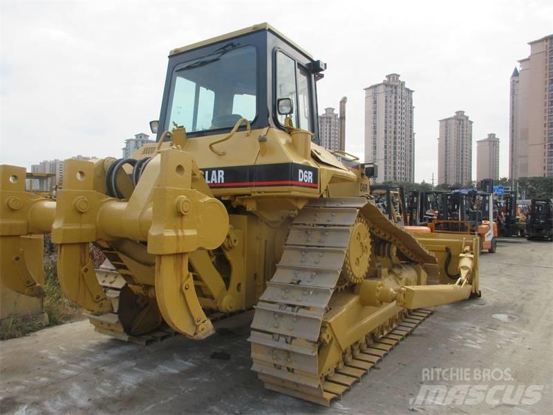 CAT D6R Buldožeri guseničari