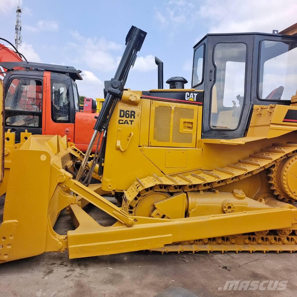 CAT D 6 R Buldožeri guseničari