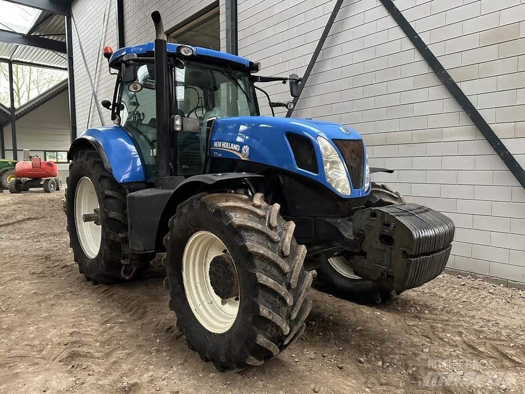 New Holland T7.250 Traktori