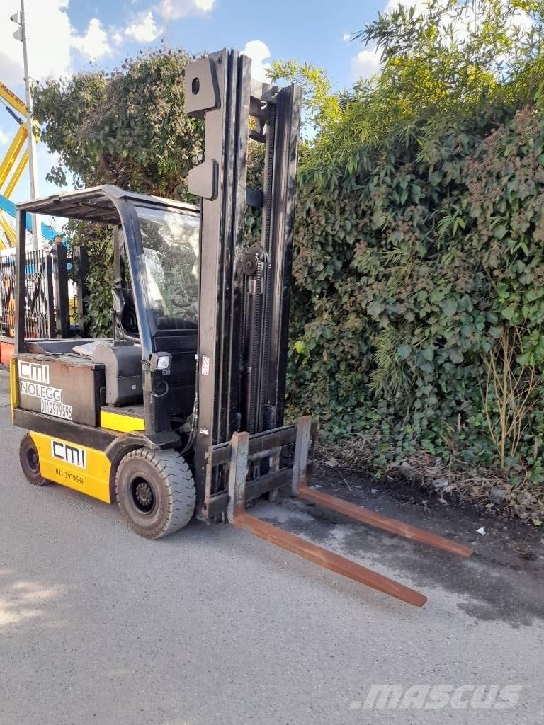 OM E 25 C Električni viljuškari