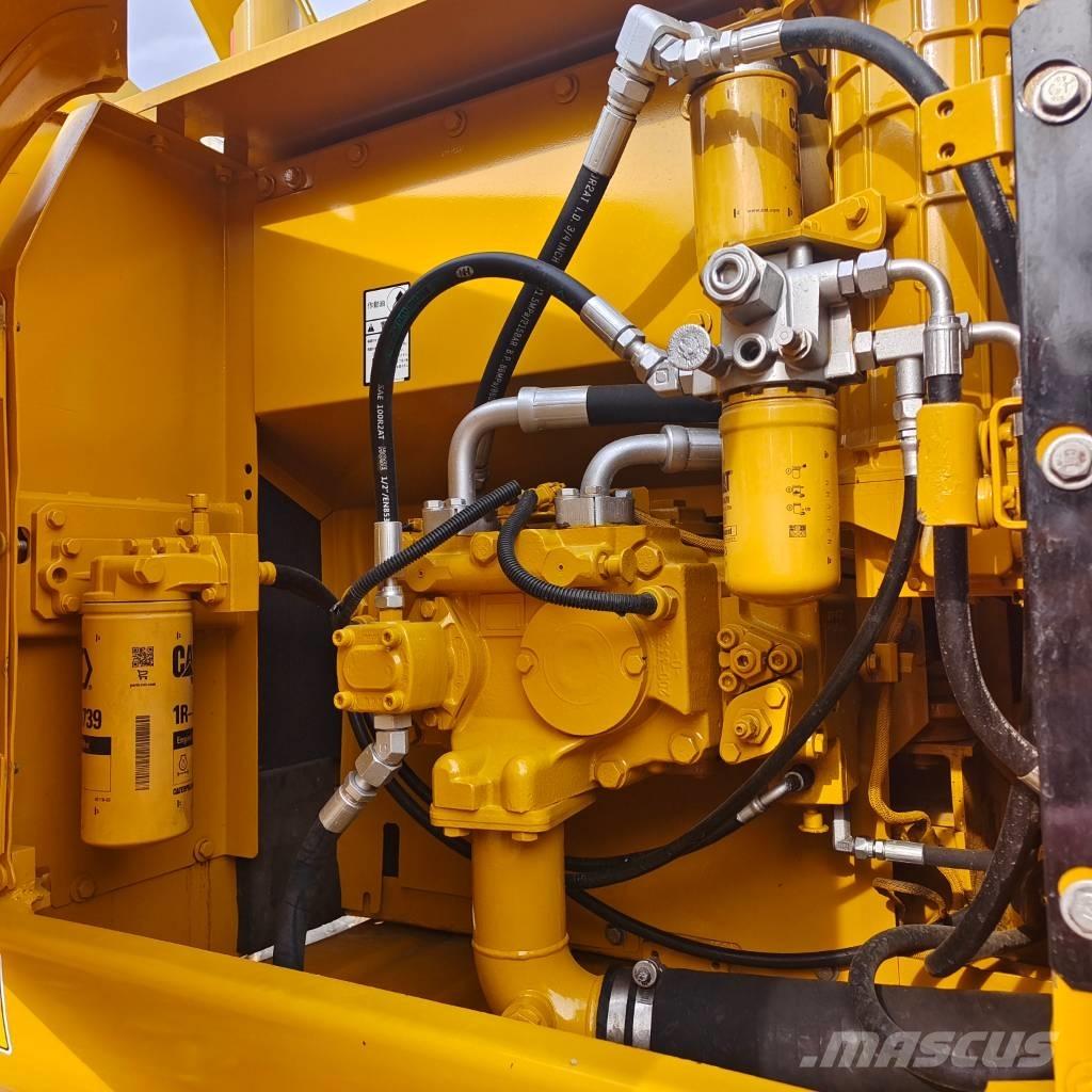 CAT 320 D2L Bageri guseničari